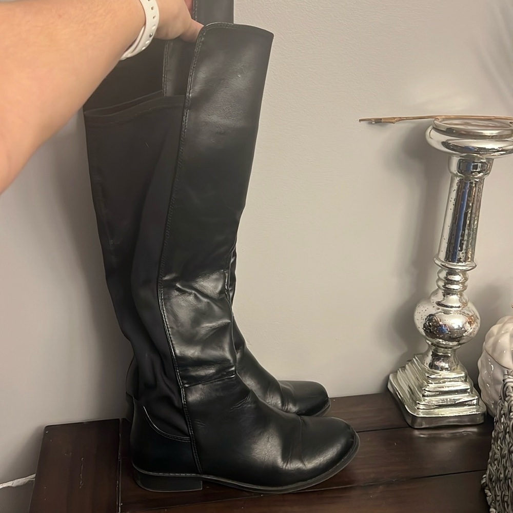 Black boots